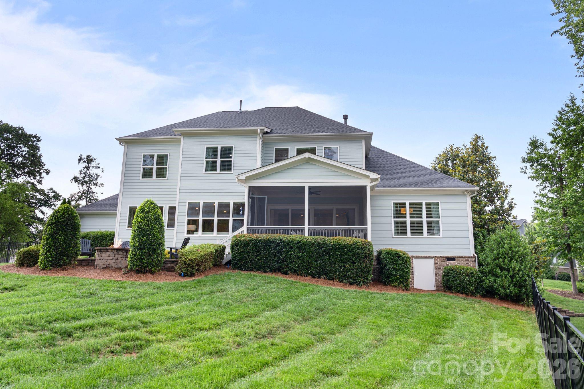200 Seven Oaks Landing — Belmont