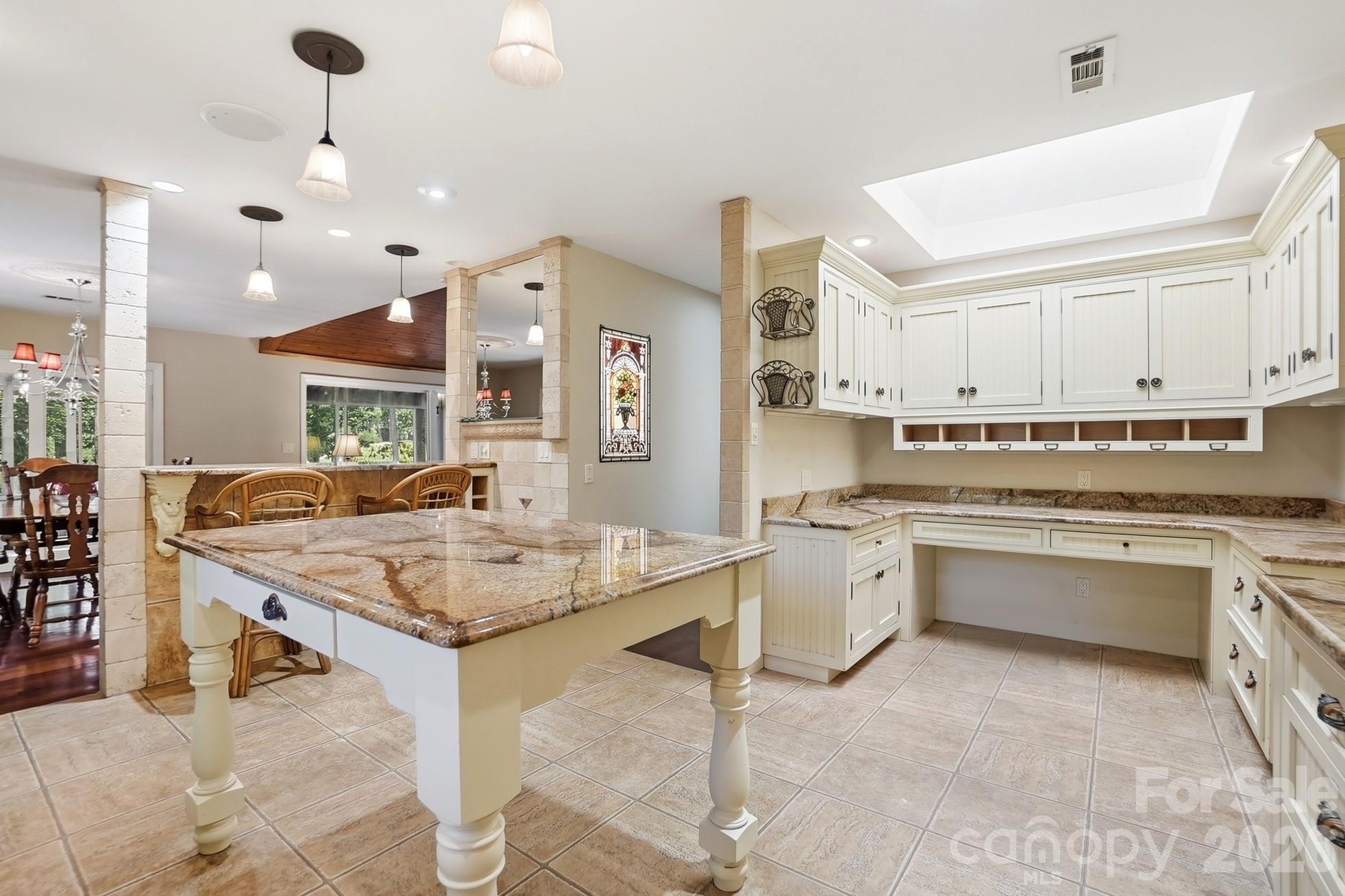 36 Water Thrush Road — Lake Wylie