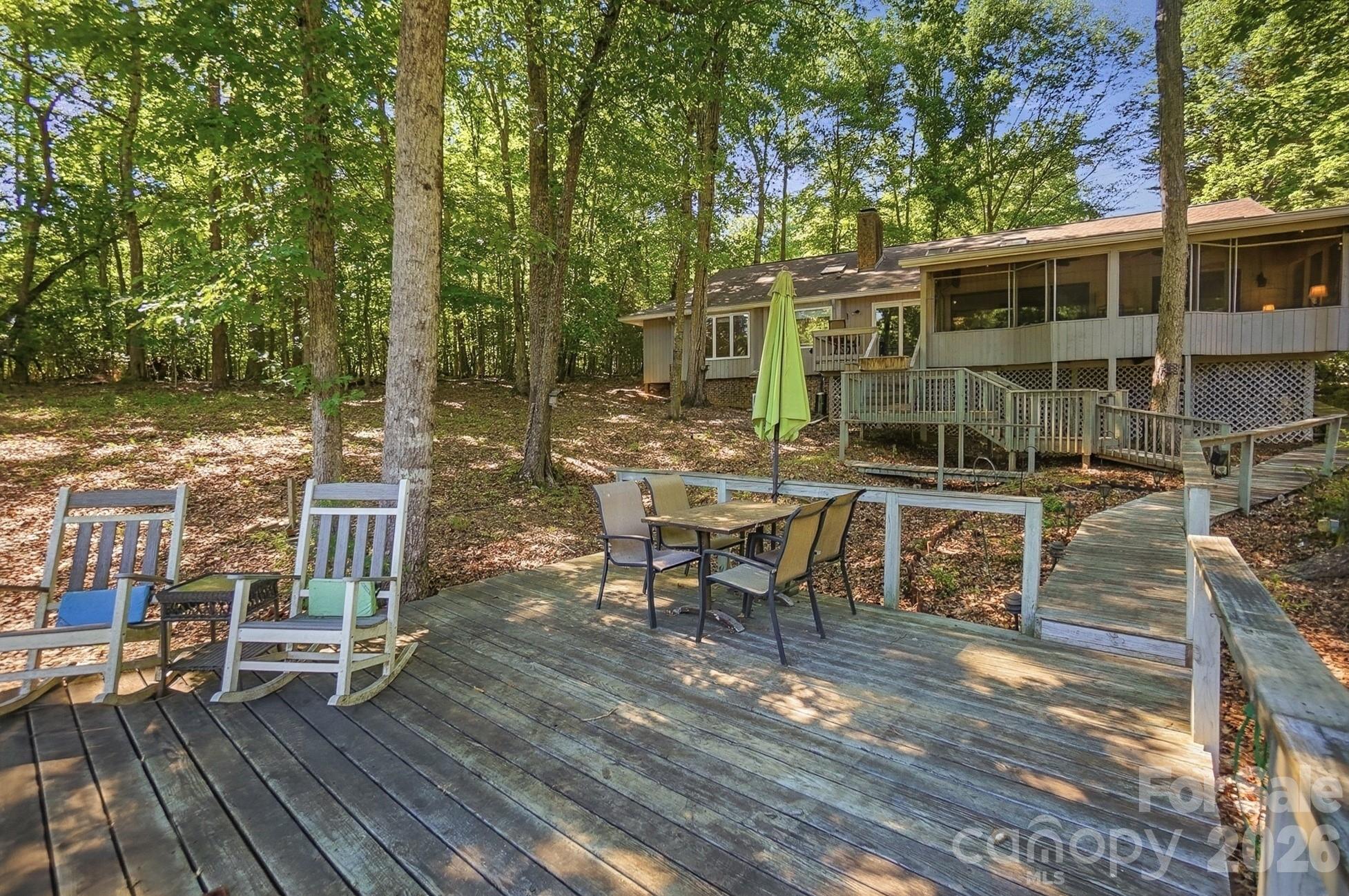 36 Water Thrush Road — Lake Wylie