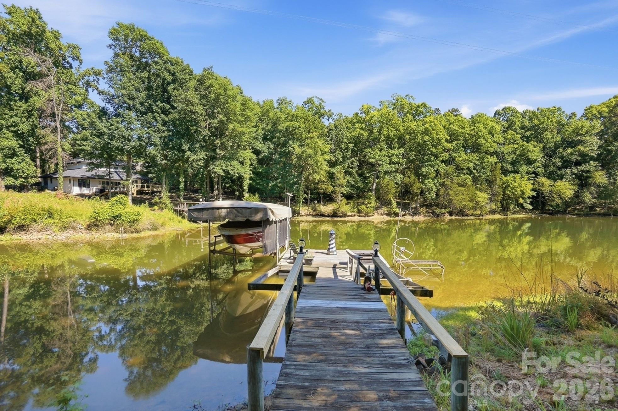36 Water Thrush Road — Lake Wylie