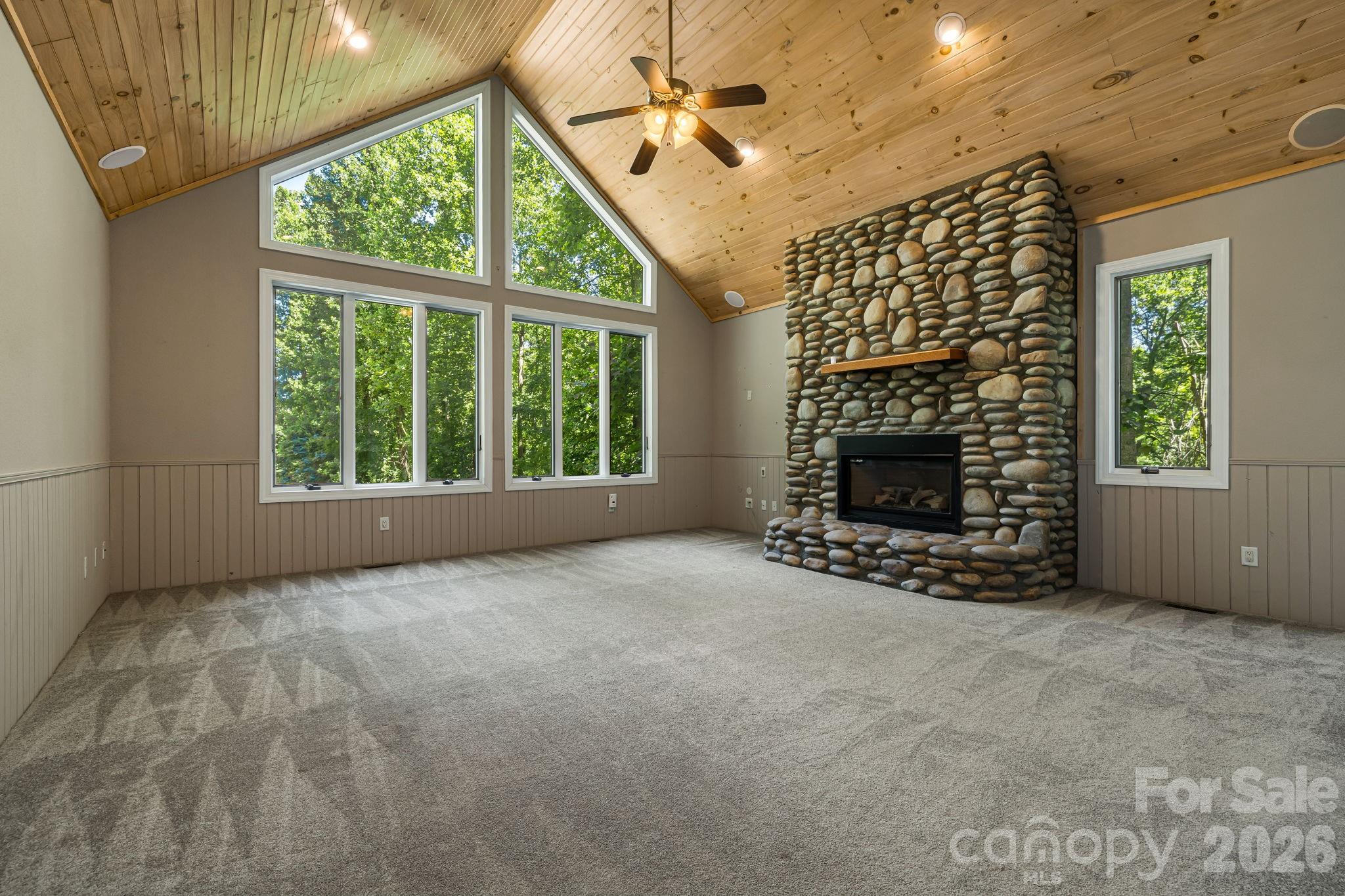 67 Reeses Ridge Court — Hendersonville
