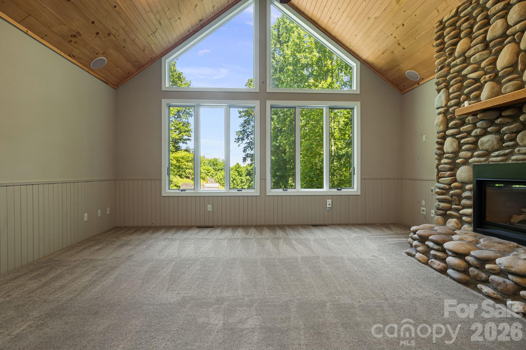 67 Reeses Ridge Court — Hendersonville