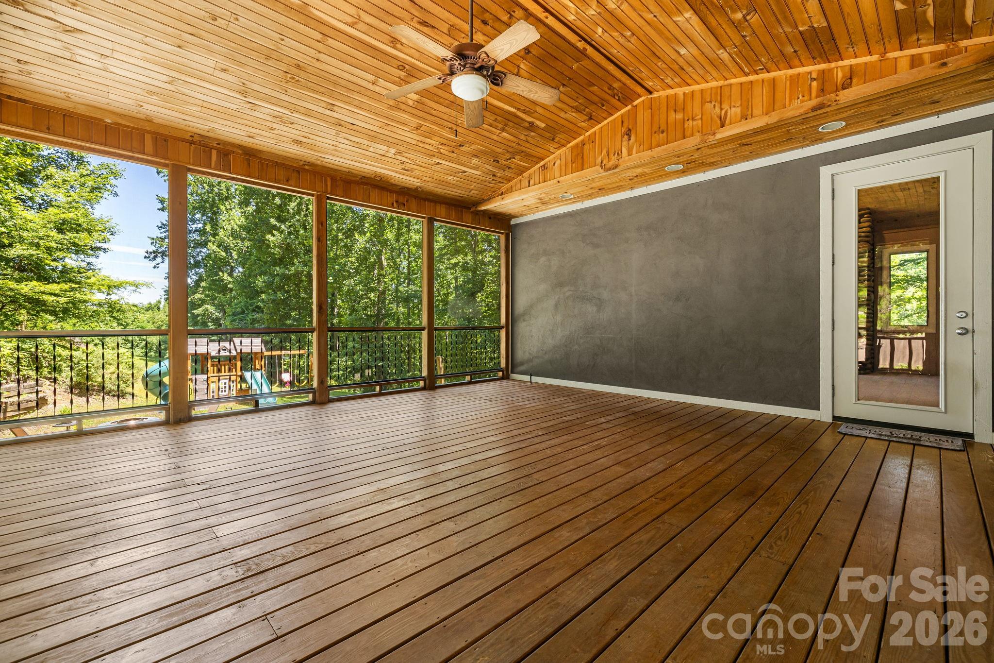 67 Reeses Ridge Court — Hendersonville