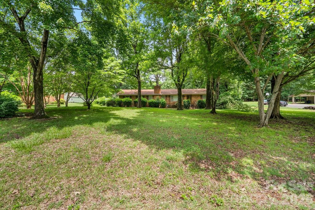 4014 Peggy Lane — Mint Hill