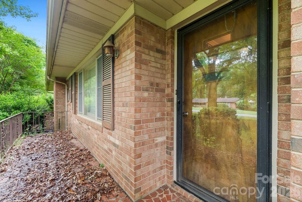 4014 Peggy Lane — Mint Hill