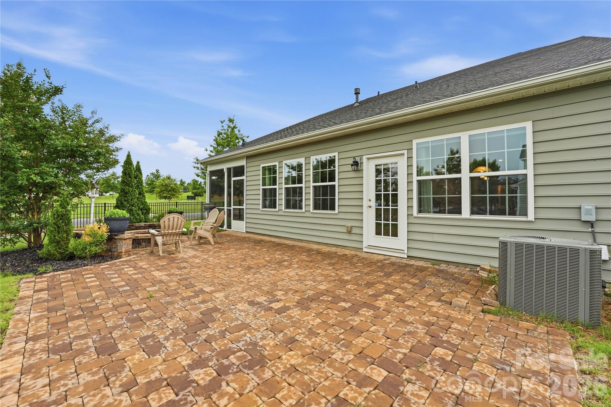 12109 Belmont Mansion Drive — Charlotte