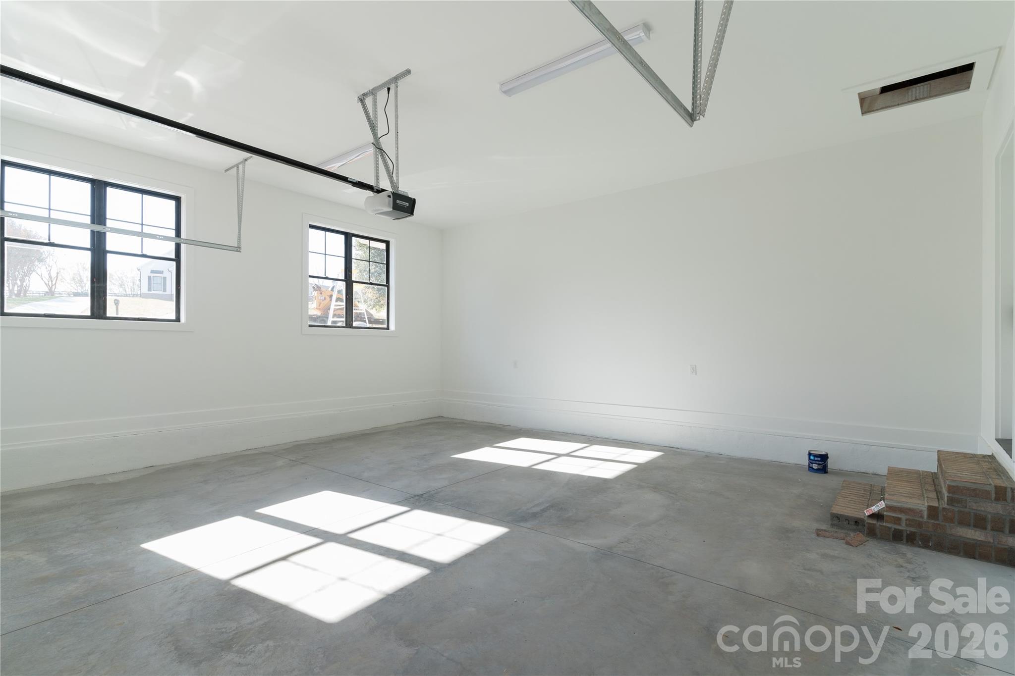 2656 Polo Lane — Maiden