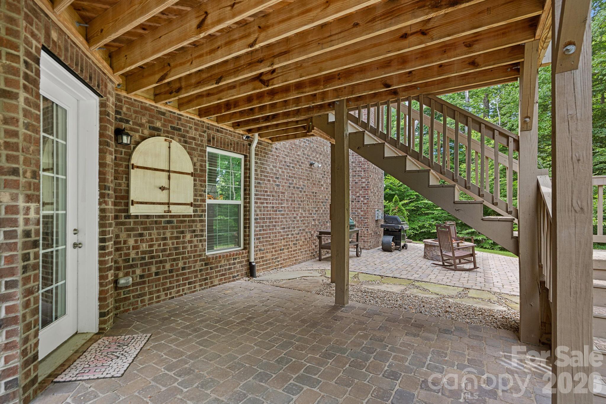 2026 Sweet William Drive — Harrisburg
