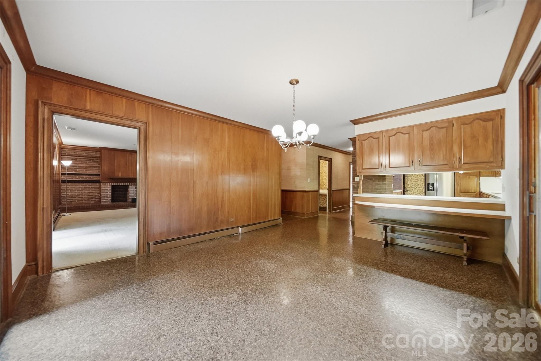 1811 5th Street NW — Hickory