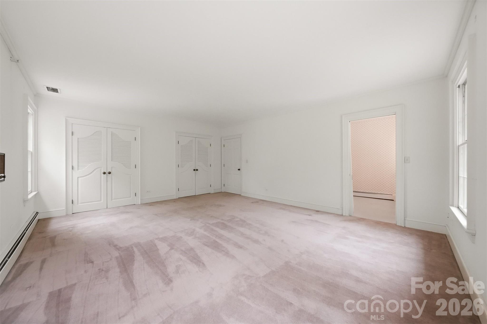 1811 5th Street NW — Hickory