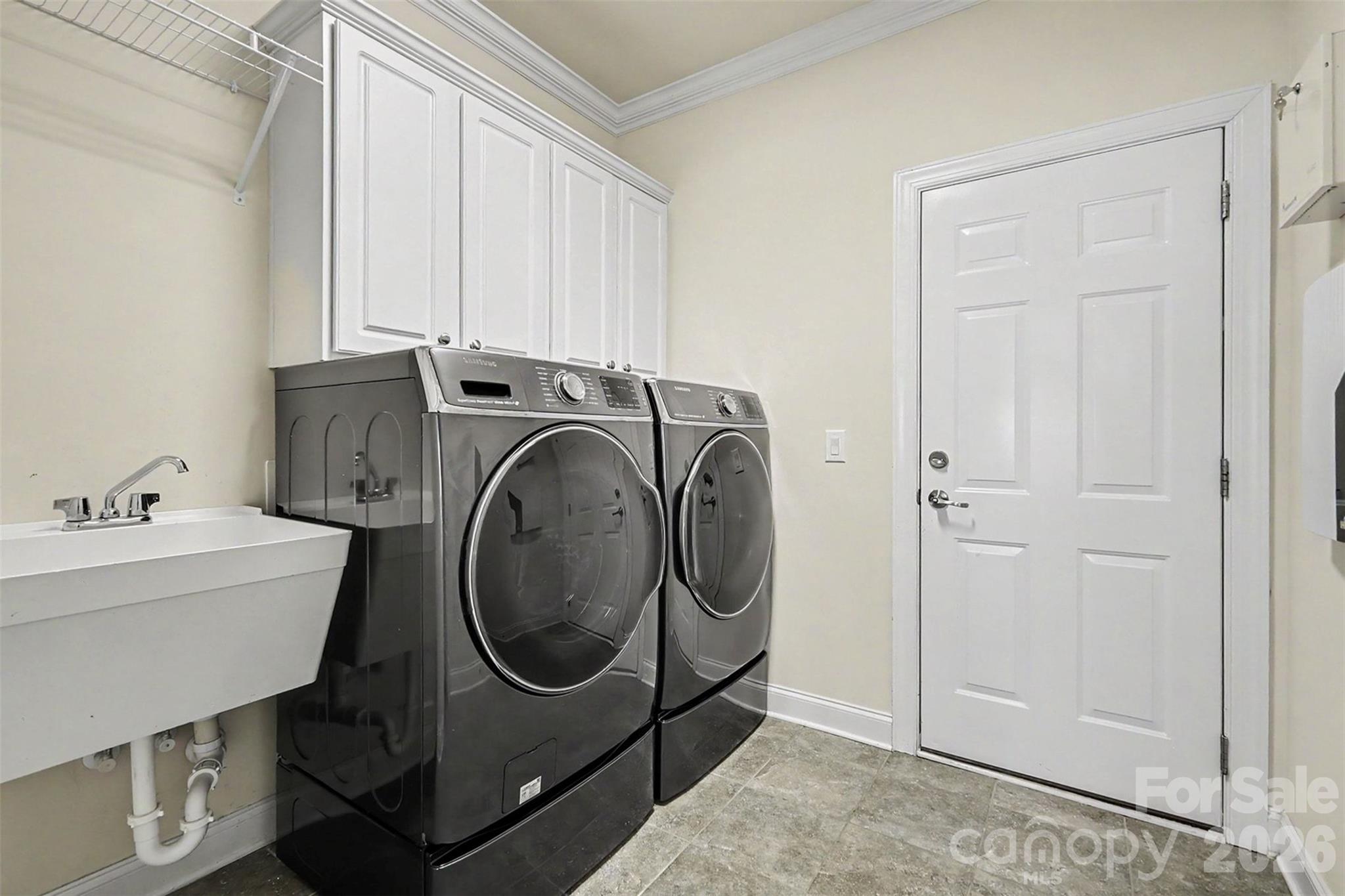 8455 Rosemary Way — Harrisburg
