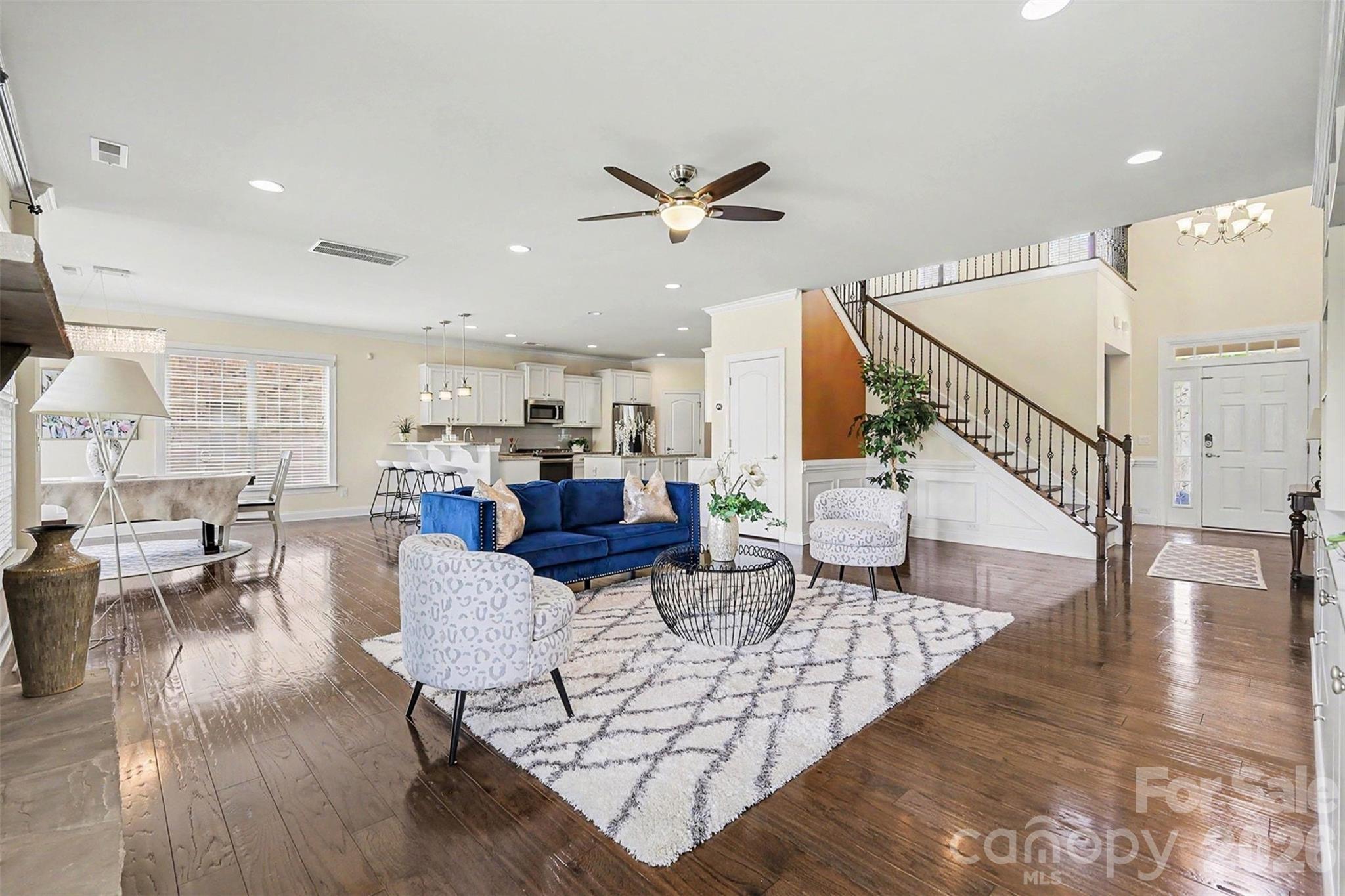 8455 Rosemary Way — Harrisburg