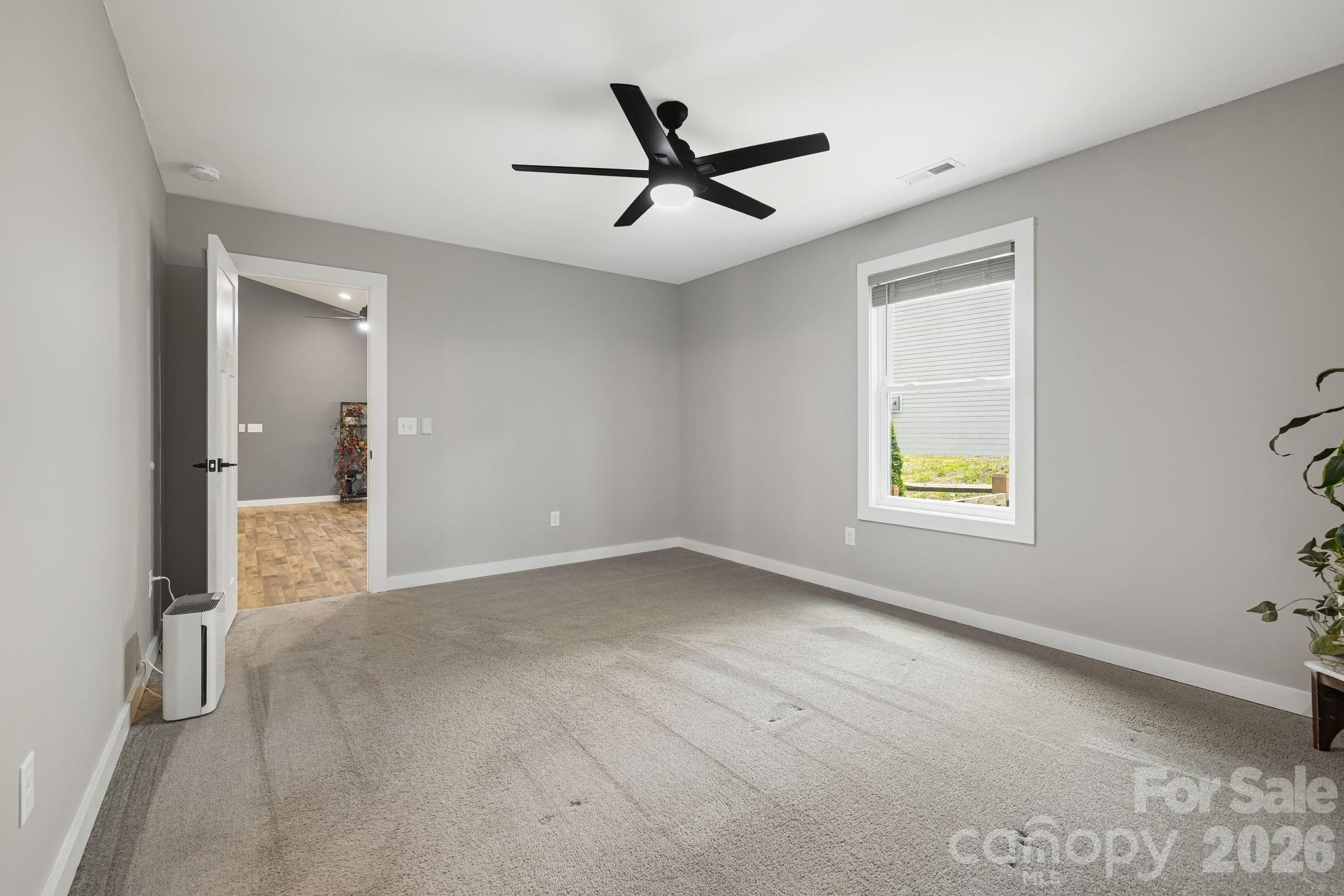 923 Newfound Road — Leicester