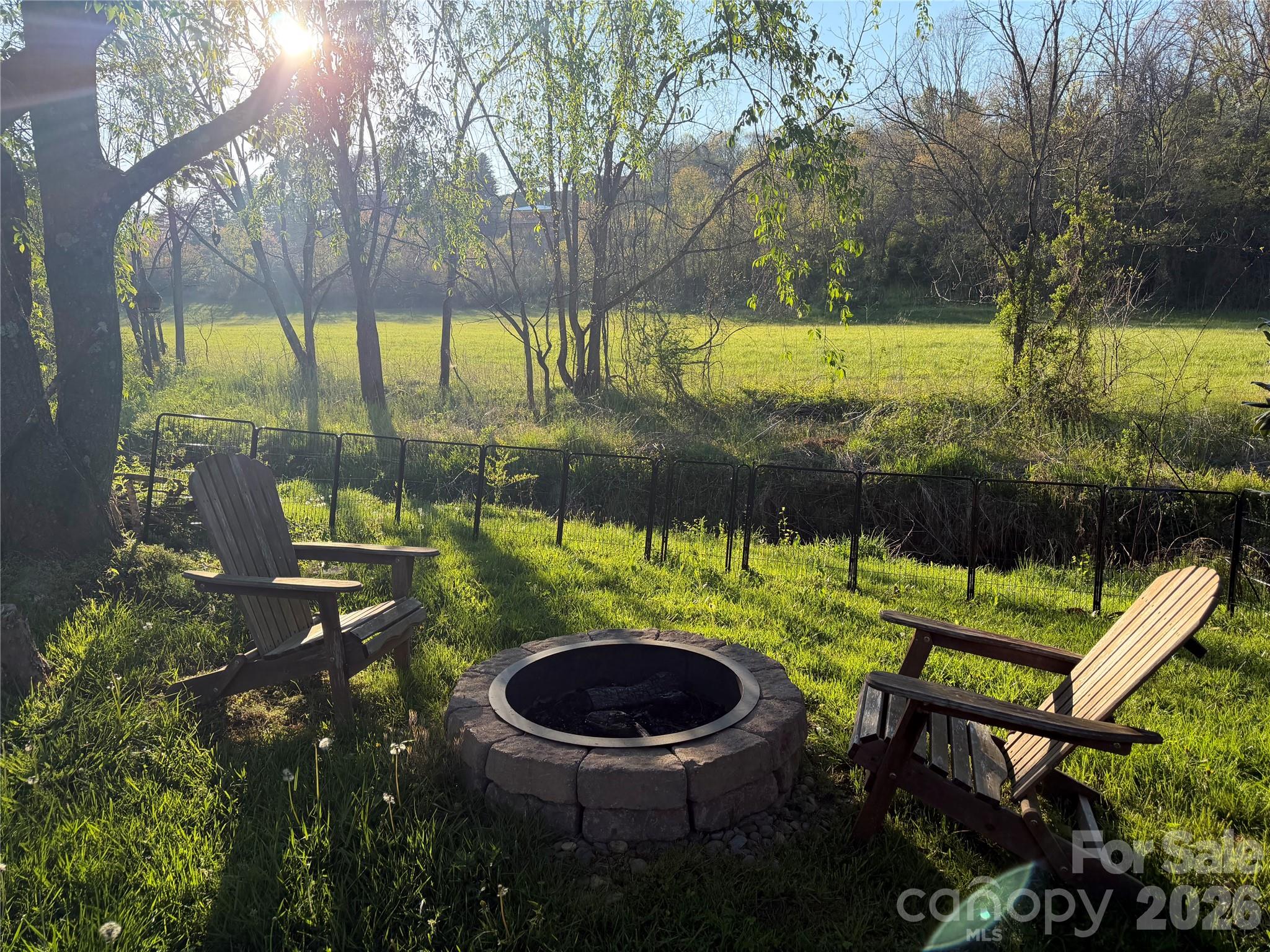 923 Newfound Road — Leicester