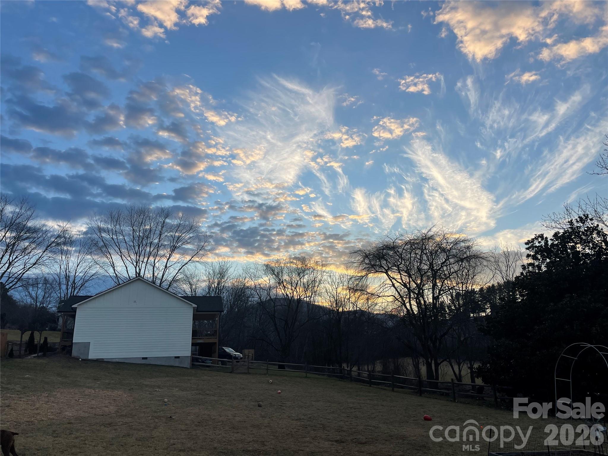 923 Newfound Road — Leicester
