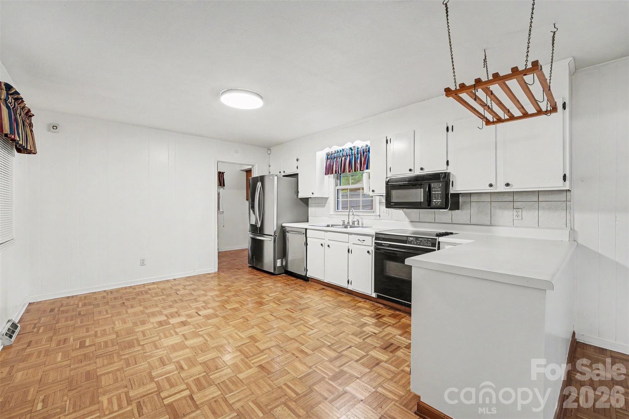 511 Ellenwood Drive — Kings Mountain