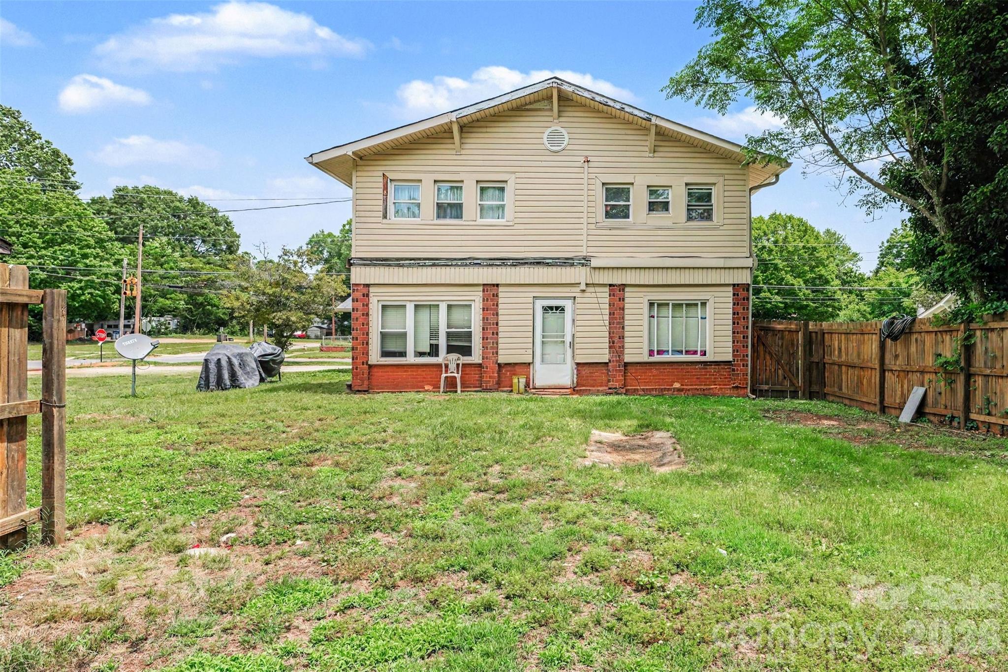 1302 Wilson W Lee Boulevard — Statesville