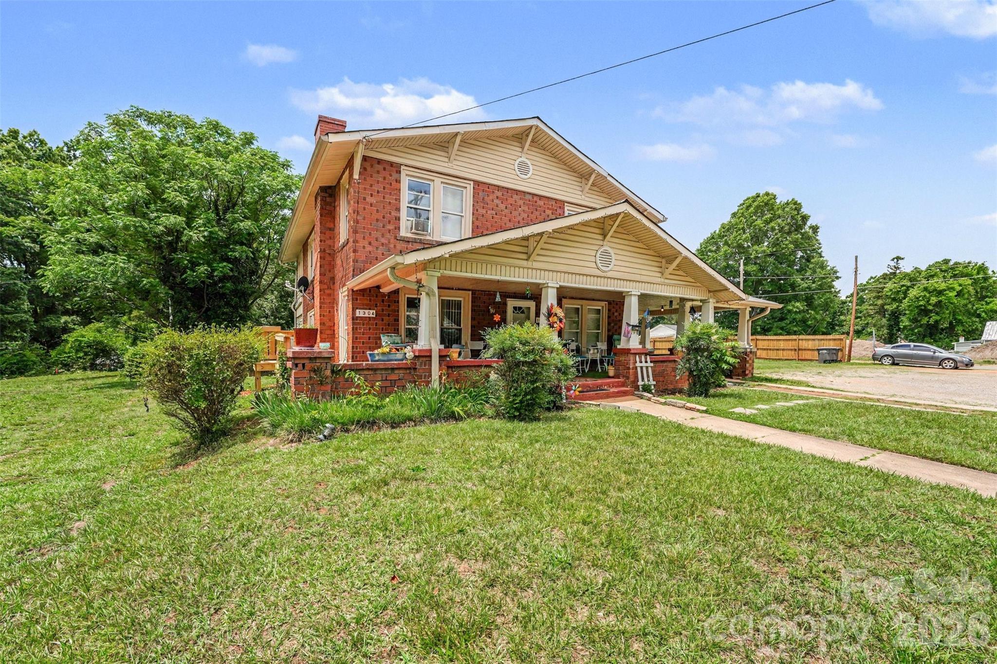 1302 Wilson W Lee Boulevard — Statesville