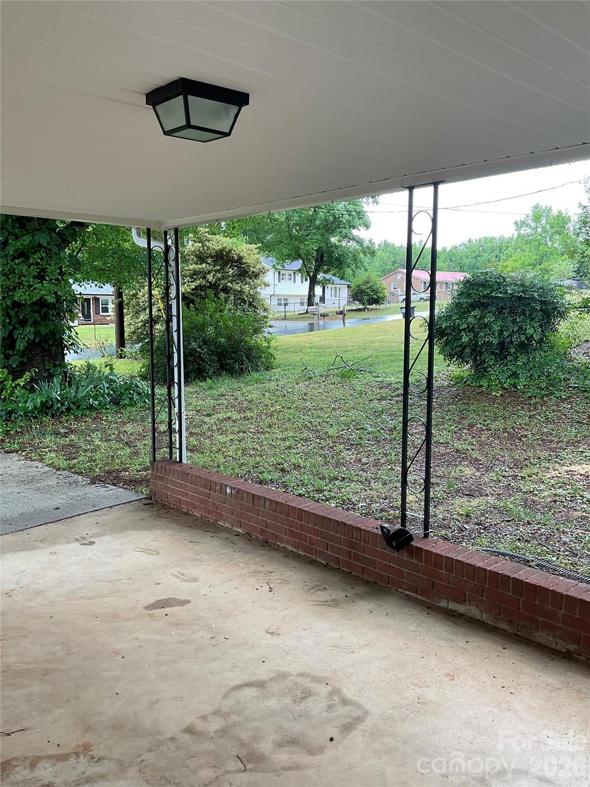 2346 Woodleaf Drive — Gastonia
