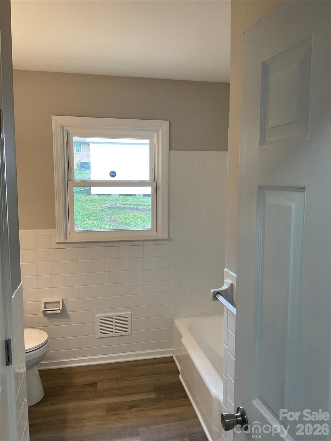 2346 Woodleaf Drive — Gastonia