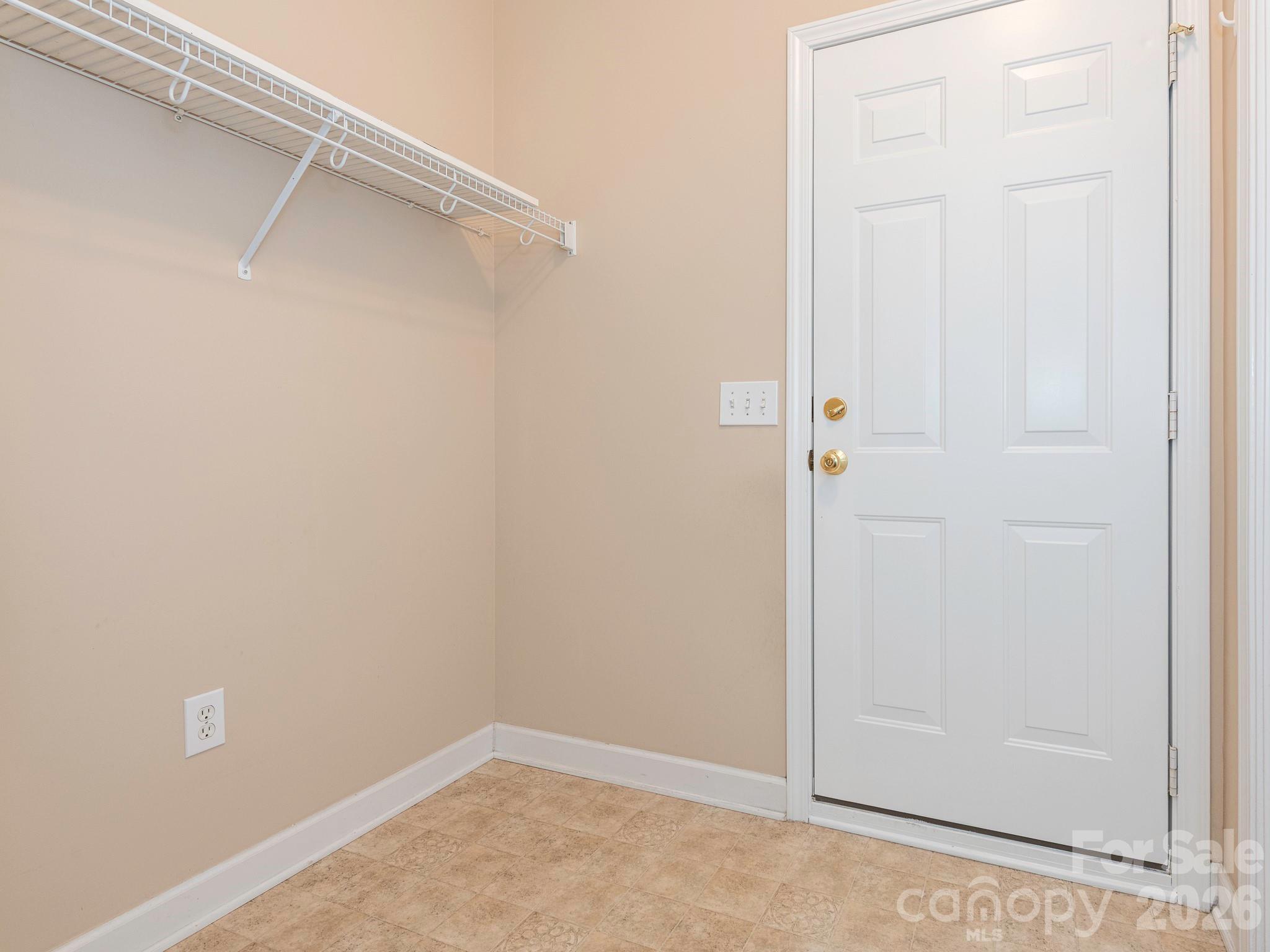 3672 Charolais Lane — Harrisburg