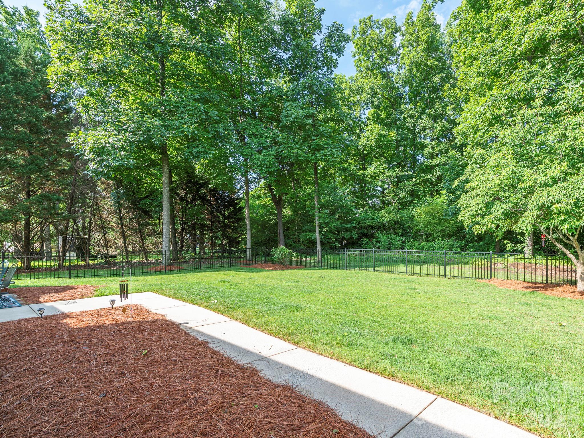 3672 Charolais Lane — Harrisburg