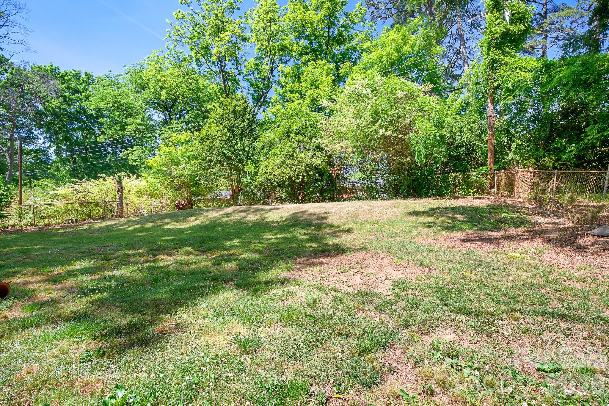 3960 Bristol Drive — Charlotte