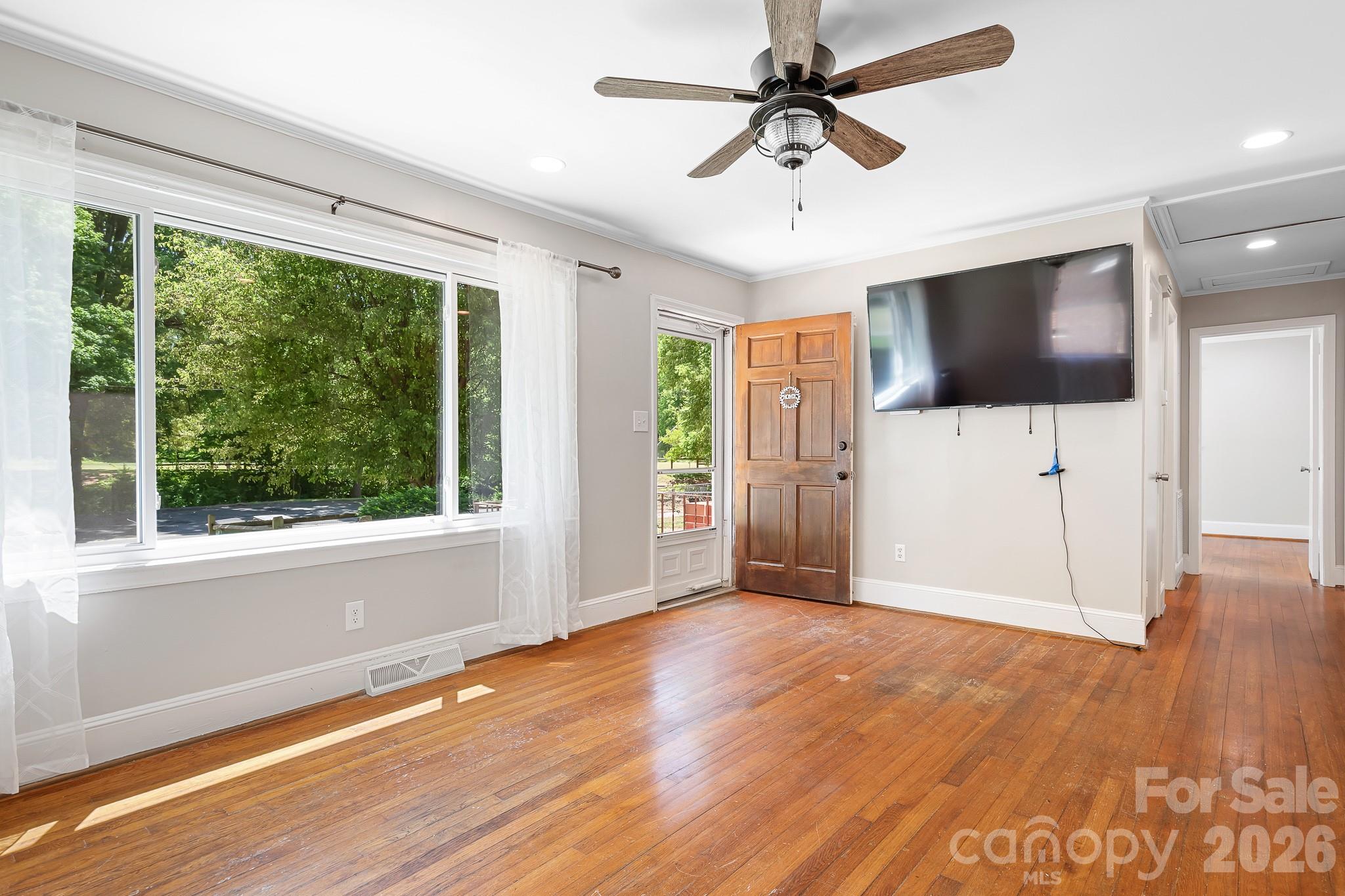 3960 Bristol Drive — Charlotte