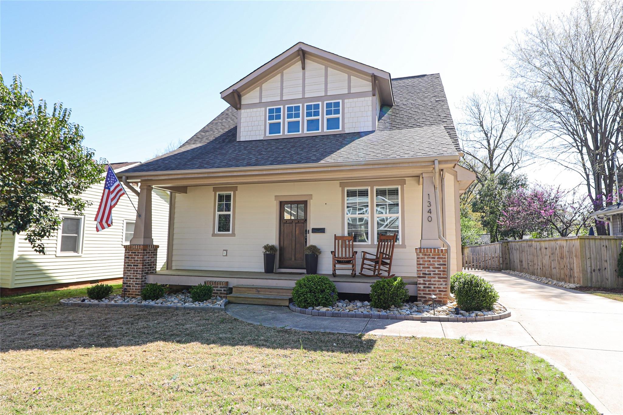 1340 Downs Avenue — Charlotte