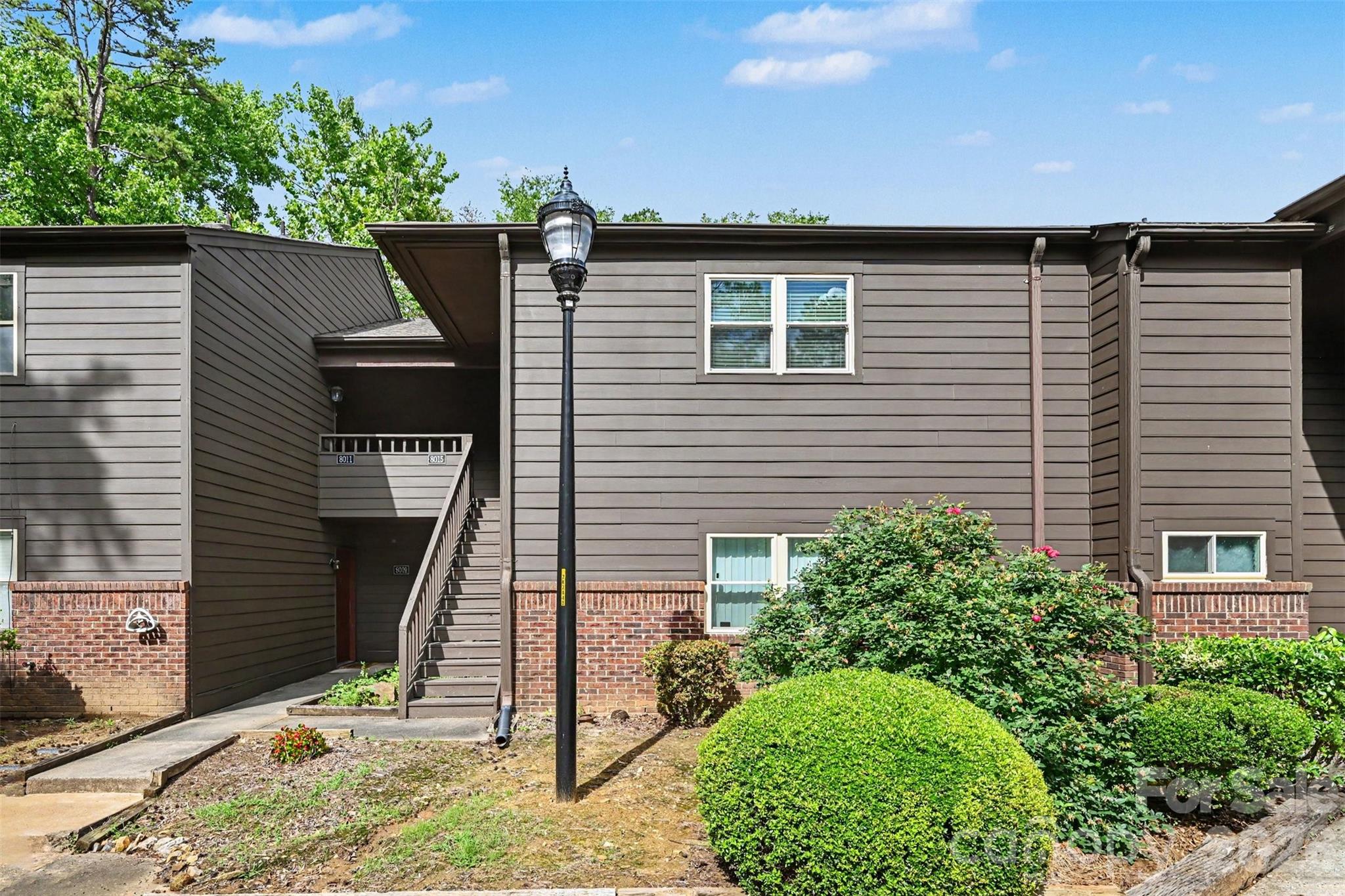 8015 Cedar Glen Drive — Charlotte