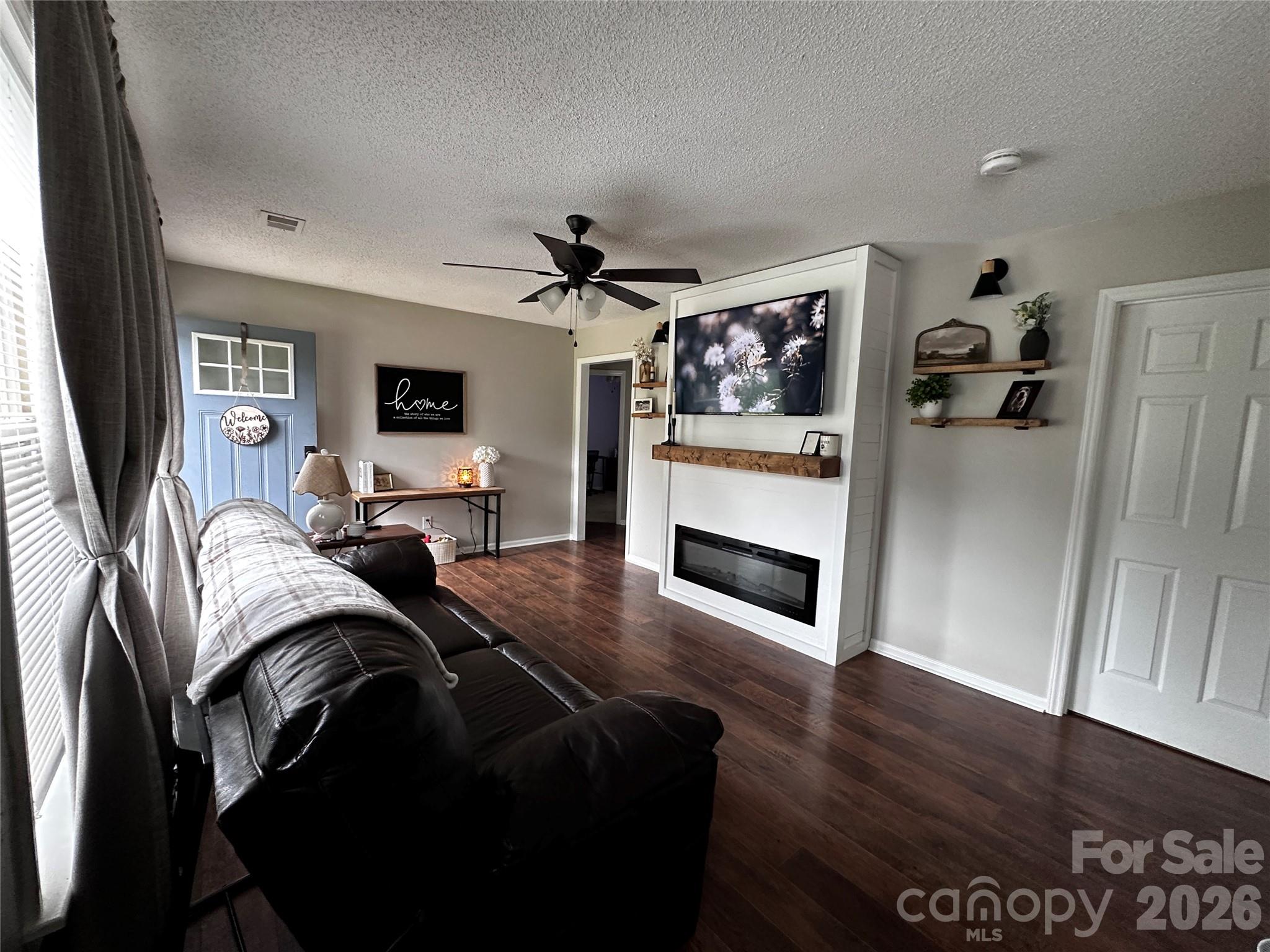 1341 E Cannon Avenue — Albemarle