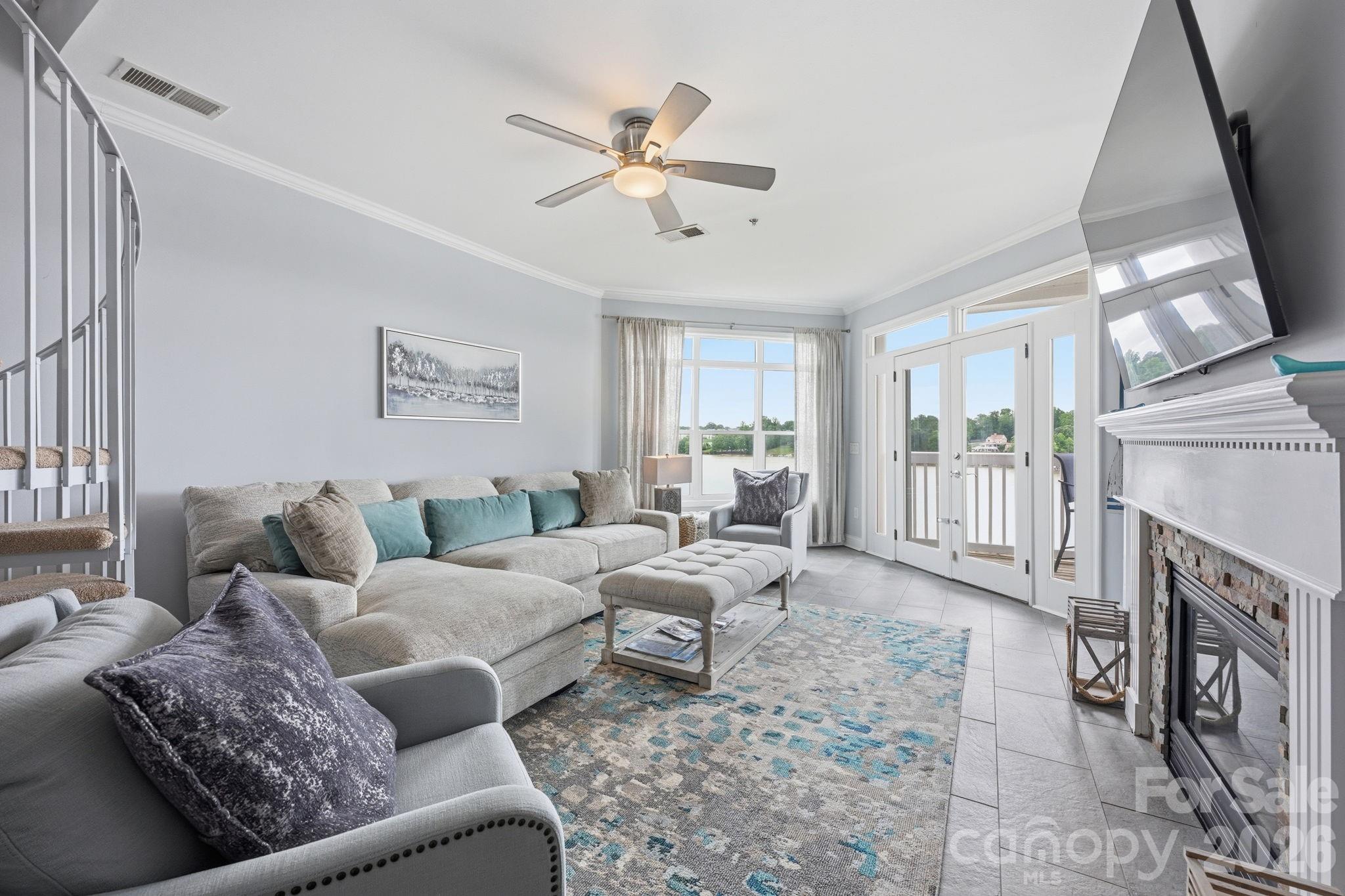 637 Williamson Road #306 — Mooresville