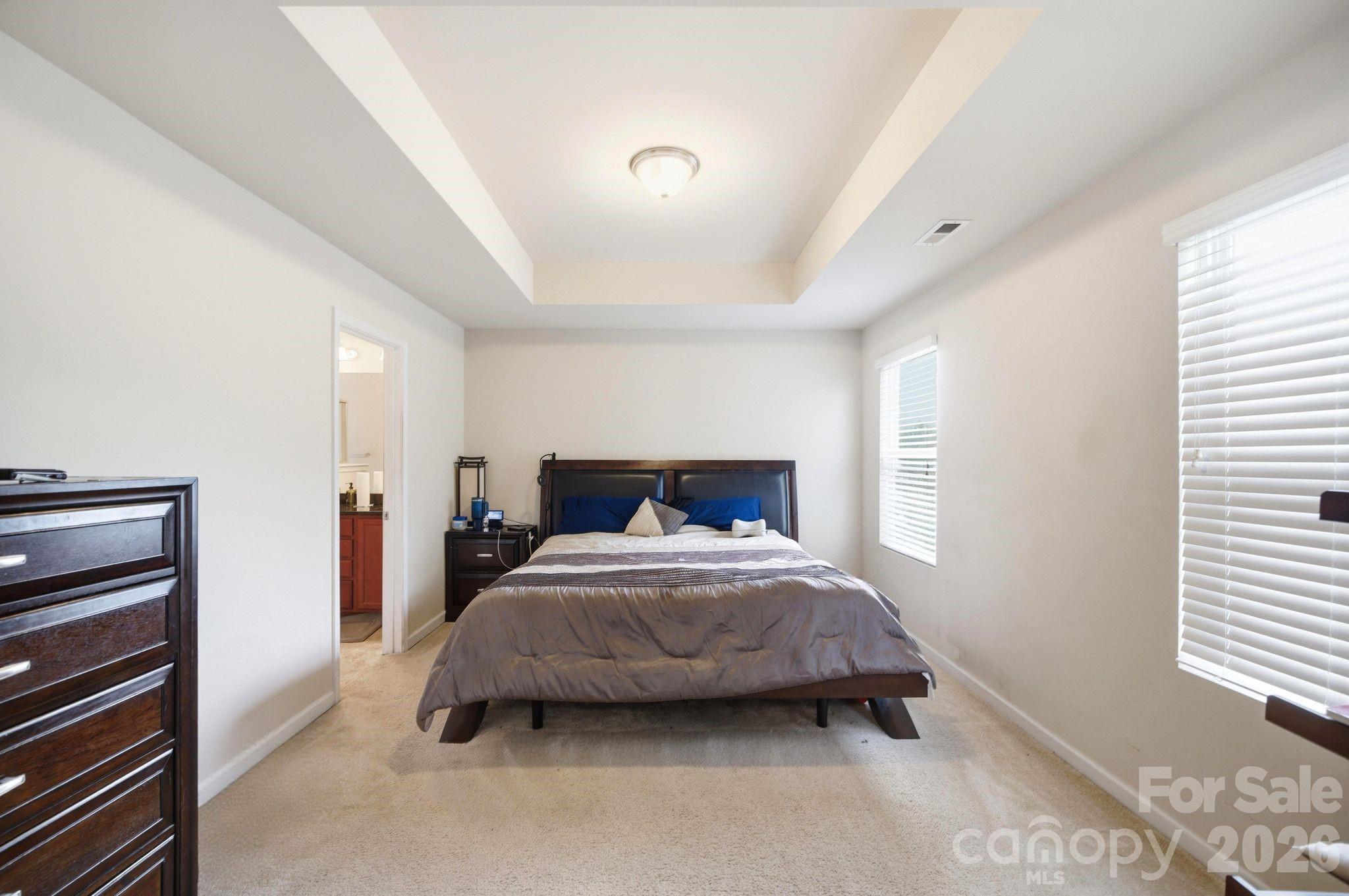 504 Knothole Lane — Charlotte