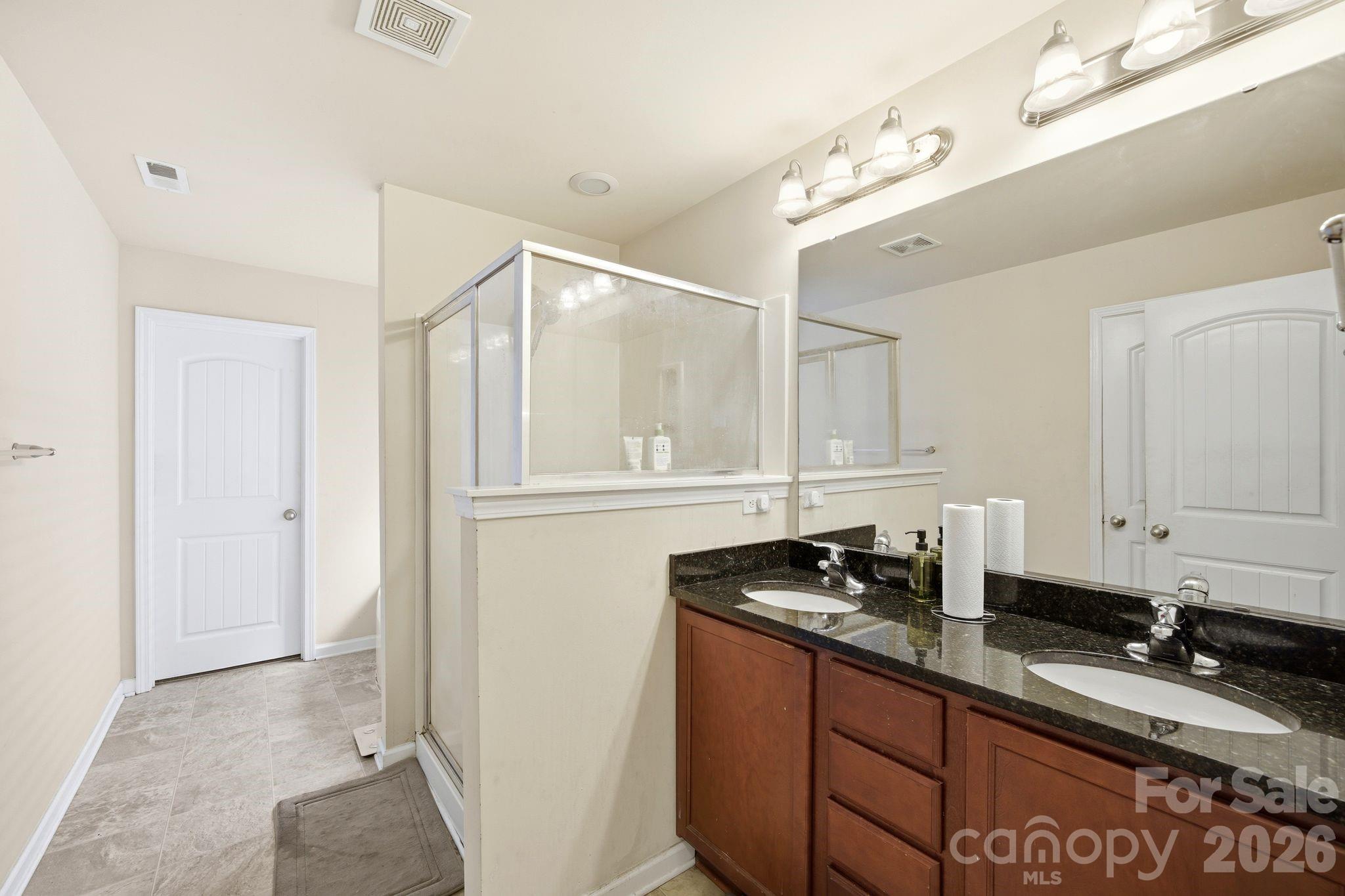 504 Knothole Lane — Charlotte
