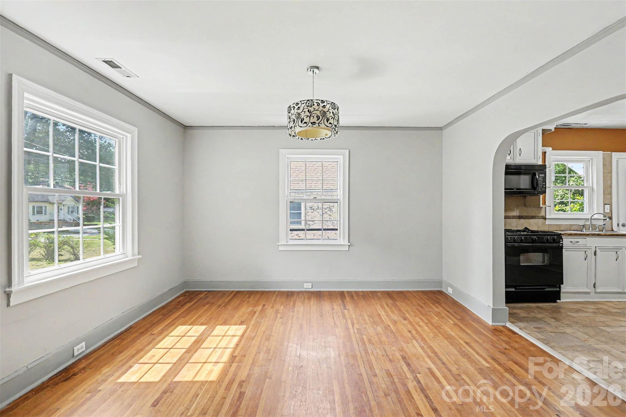 103 S Belvedere Avenue — Gastonia