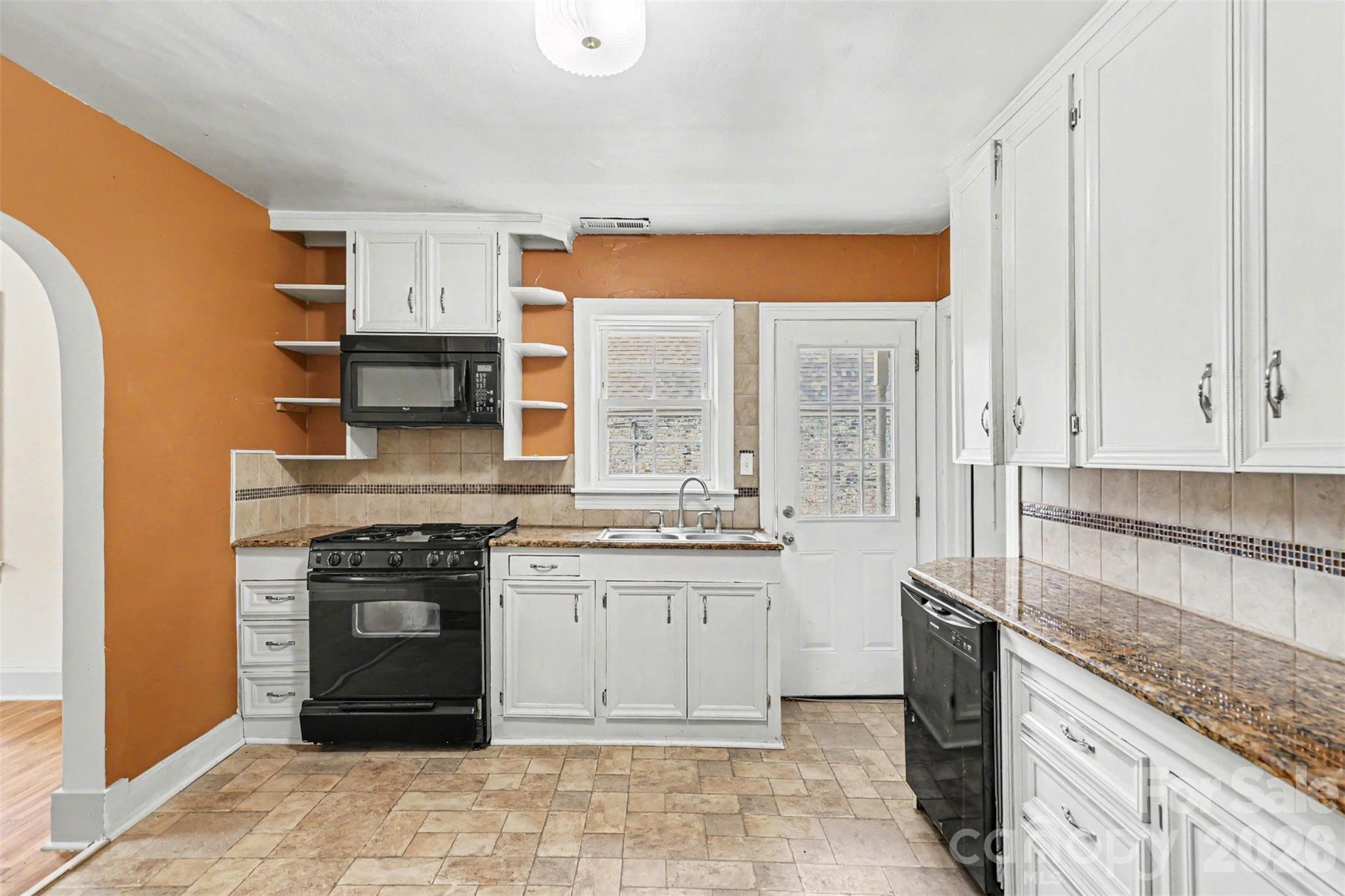 103 S Belvedere Avenue — Gastonia