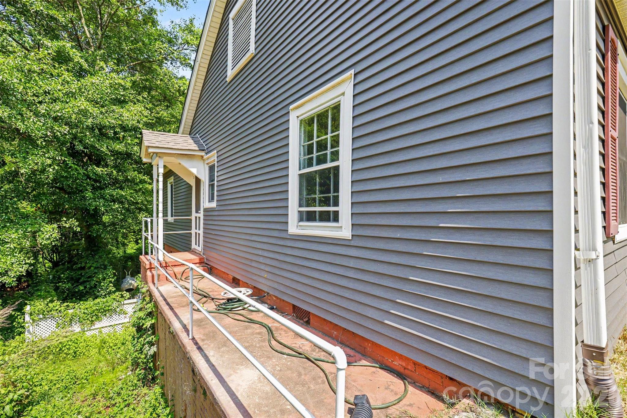 103 S Belvedere Avenue — Gastonia