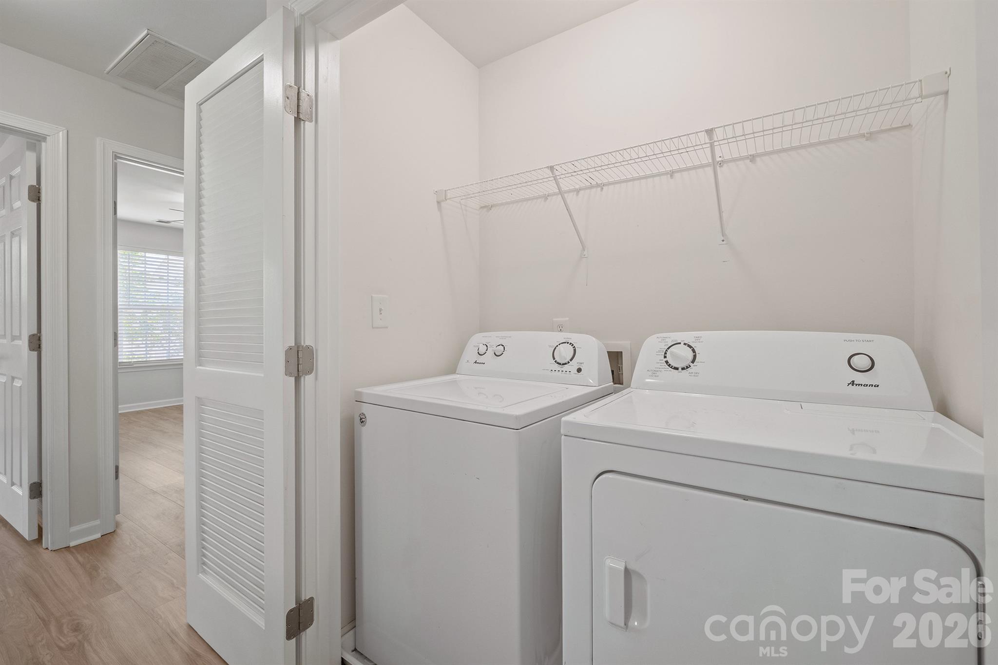 8165 Bridgegate Drive — Huntersville