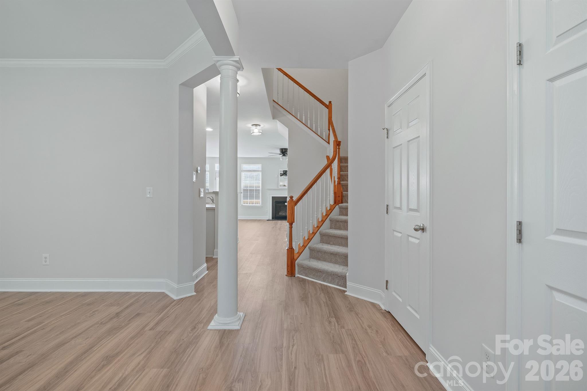 8165 Bridgegate Drive — Huntersville