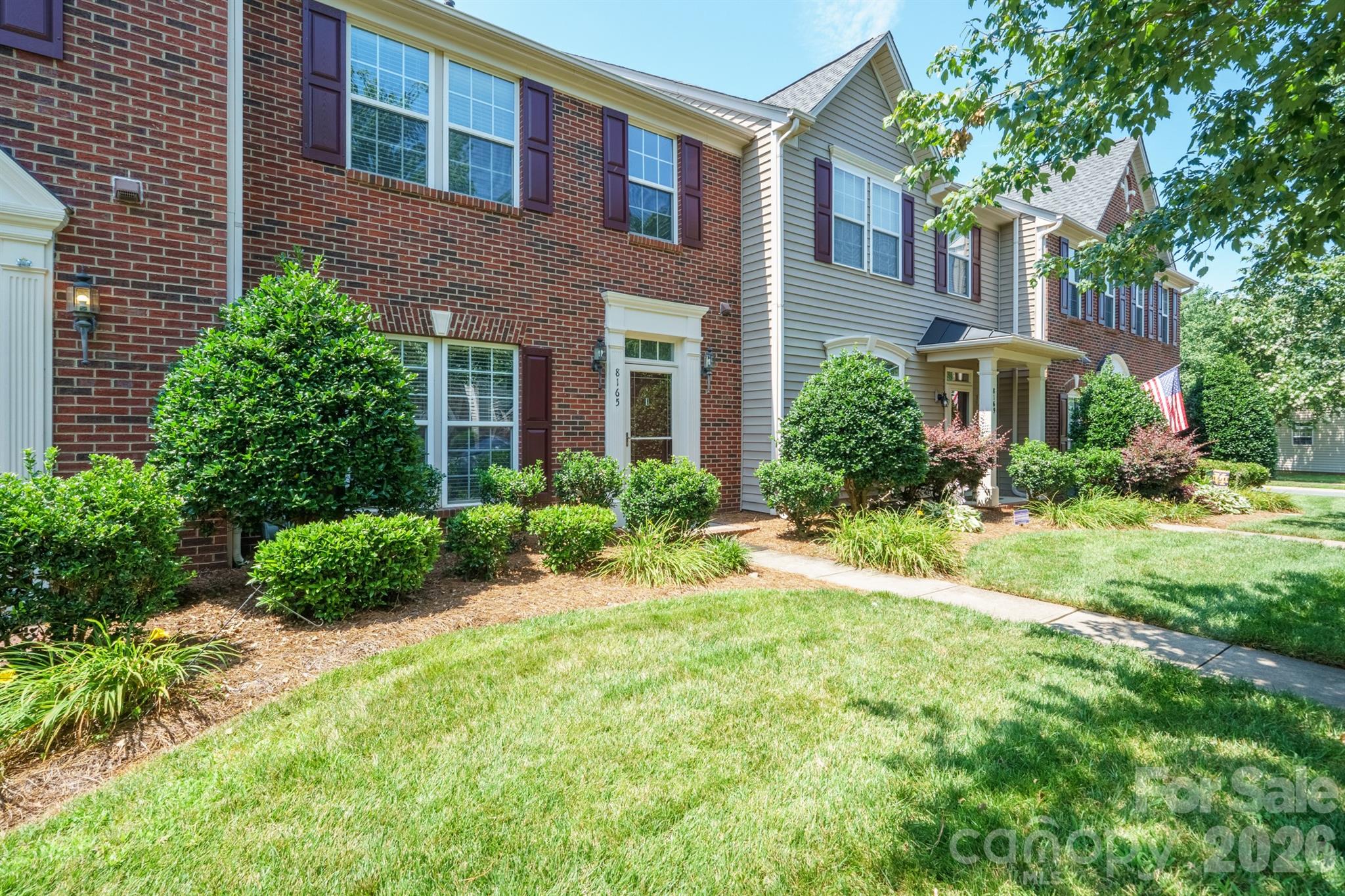 8165 Bridgegate Drive — Huntersville