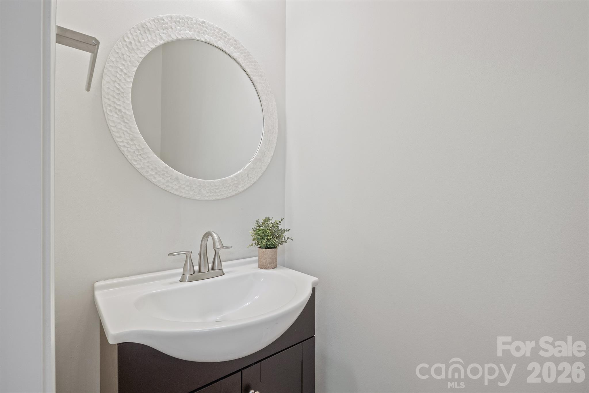 8165 Bridgegate Drive — Huntersville