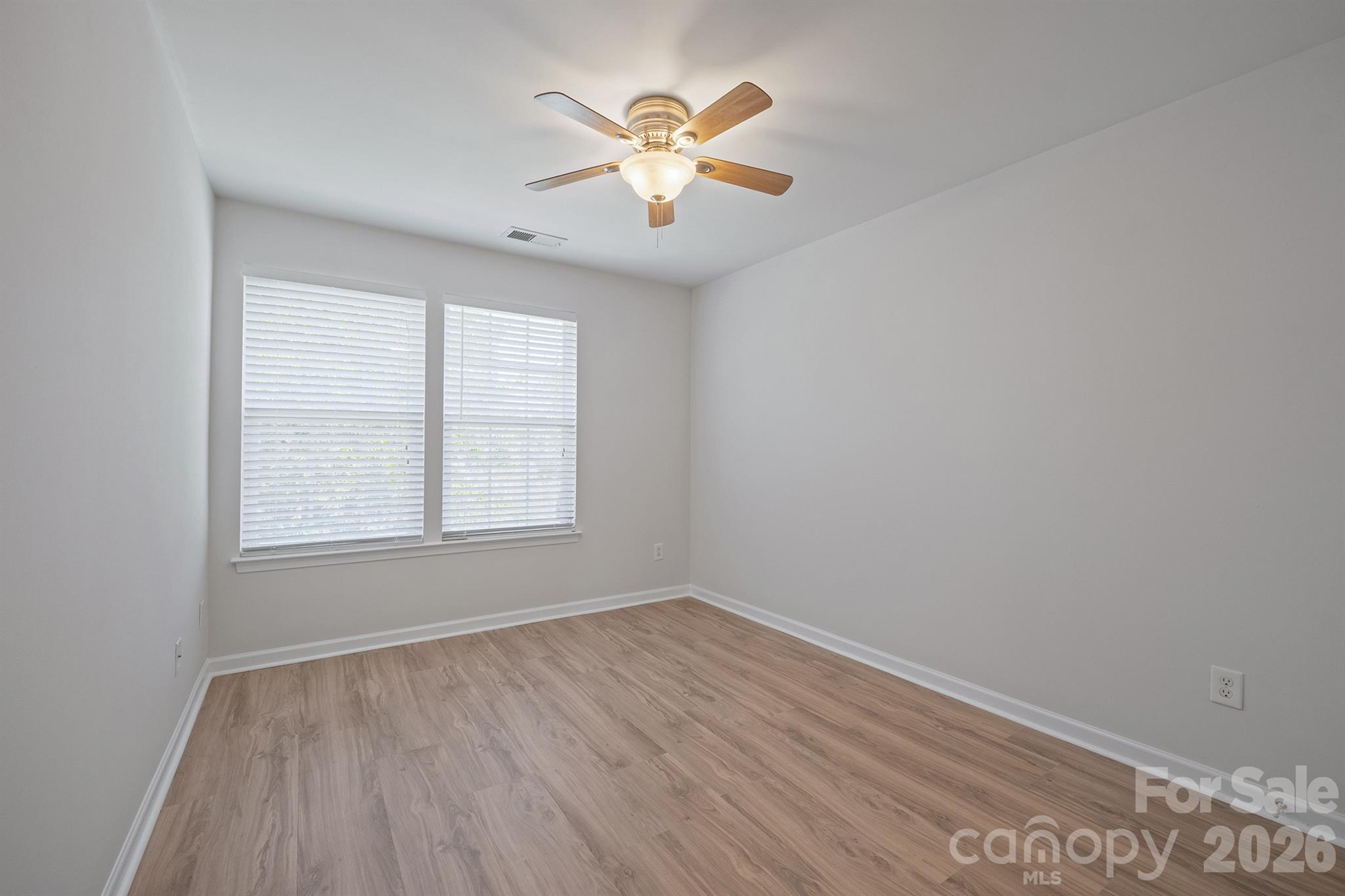 8165 Bridgegate Drive — Huntersville