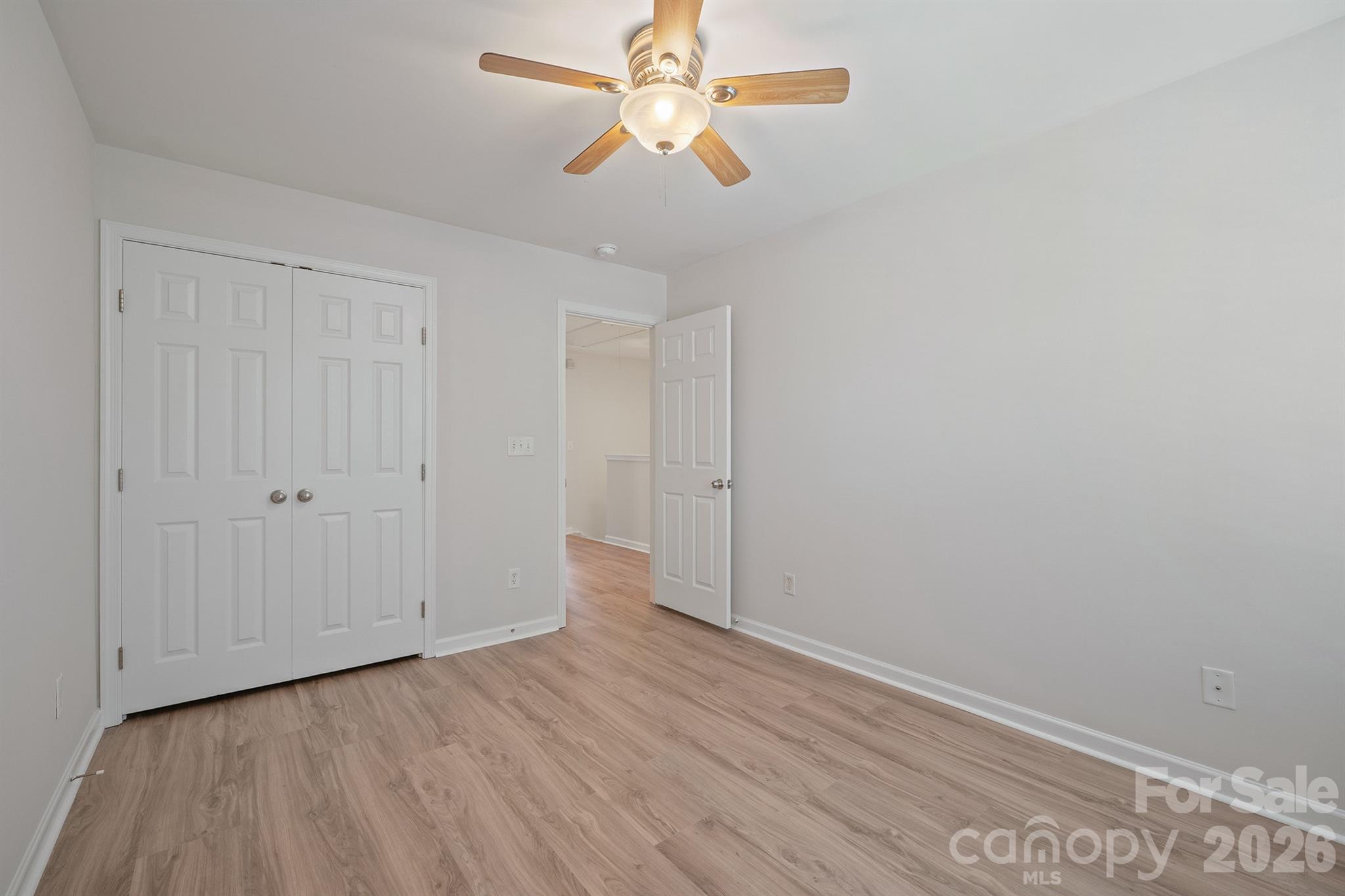 8165 Bridgegate Drive — Huntersville