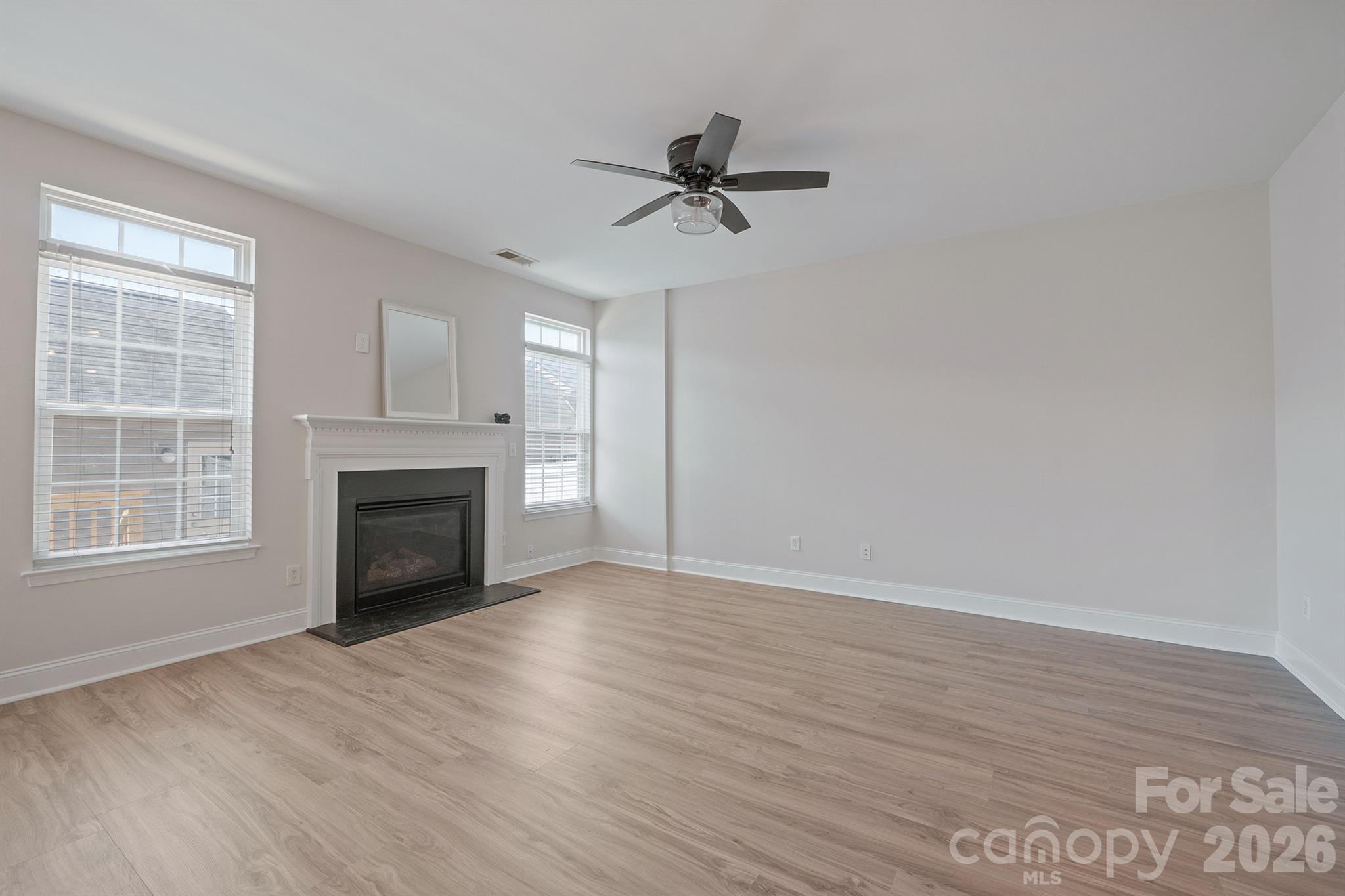 8165 Bridgegate Drive — Huntersville
