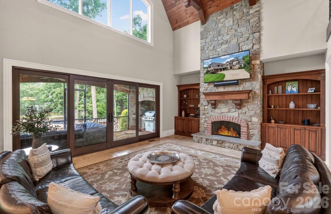 444 Bay Harbour Road — Mooresville