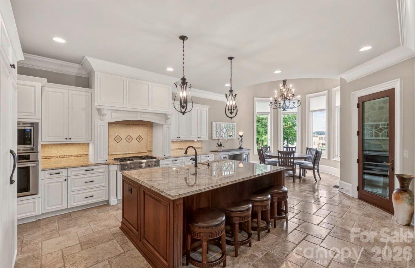 444 Bay Harbour Road — Mooresville
