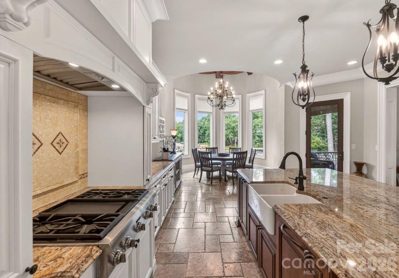 444 Bay Harbour Road — Mooresville
