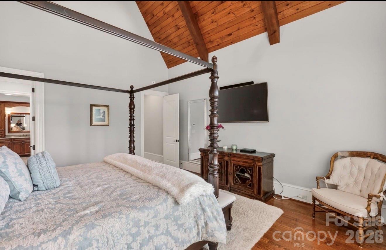 444 Bay Harbour Road — Mooresville