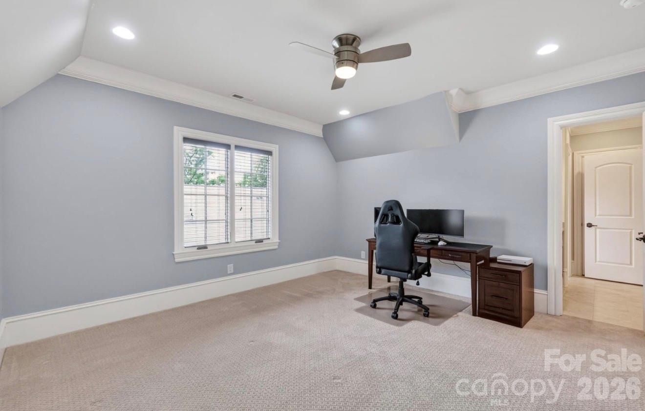 444 Bay Harbour Road — Mooresville