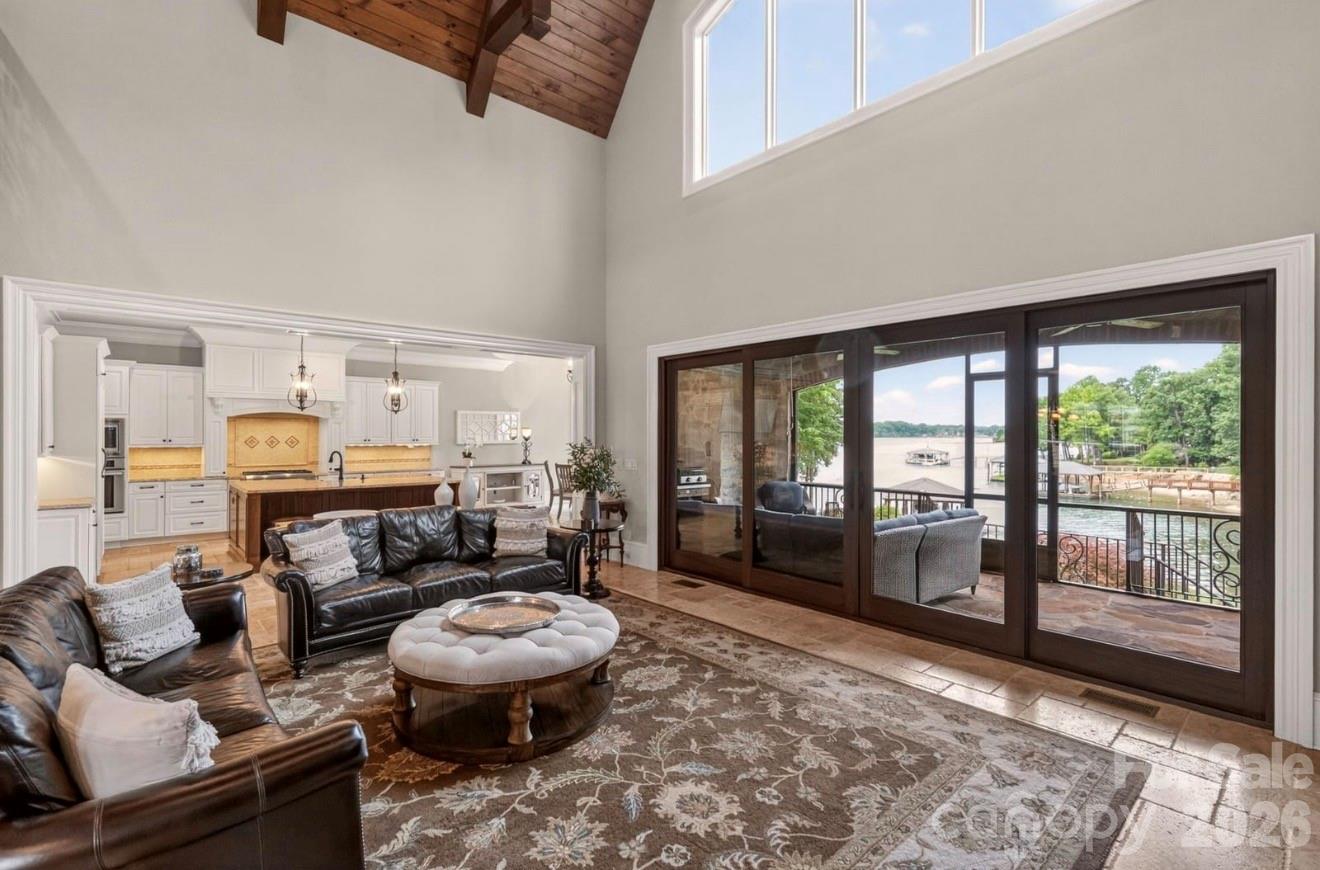 444 Bay Harbour Road — Mooresville